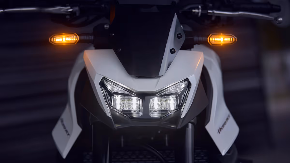 Moto Hornet 750 Galeria de Fotos