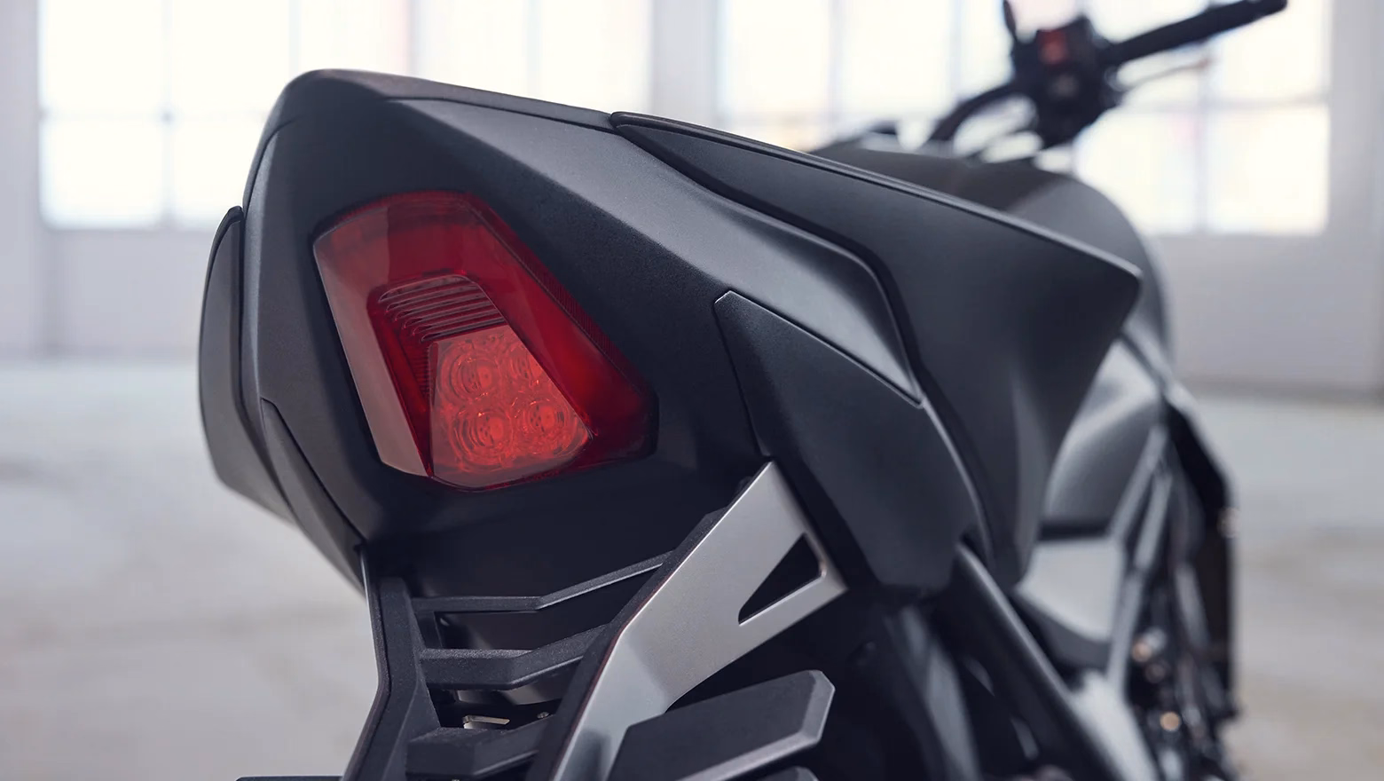 Honda CB1000 Hornet - Galeria - 13 - 13 de 23