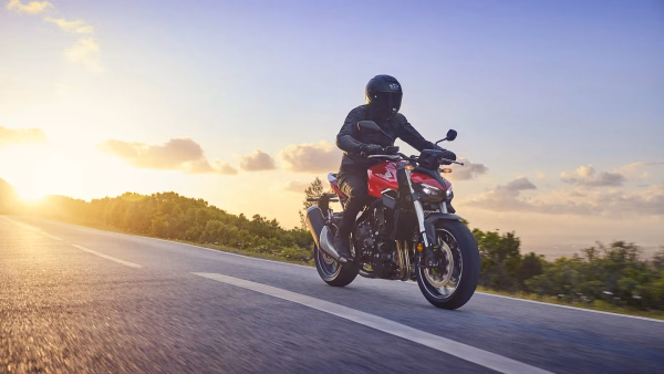 Honda CB1000 Hornet - Galeria - 5