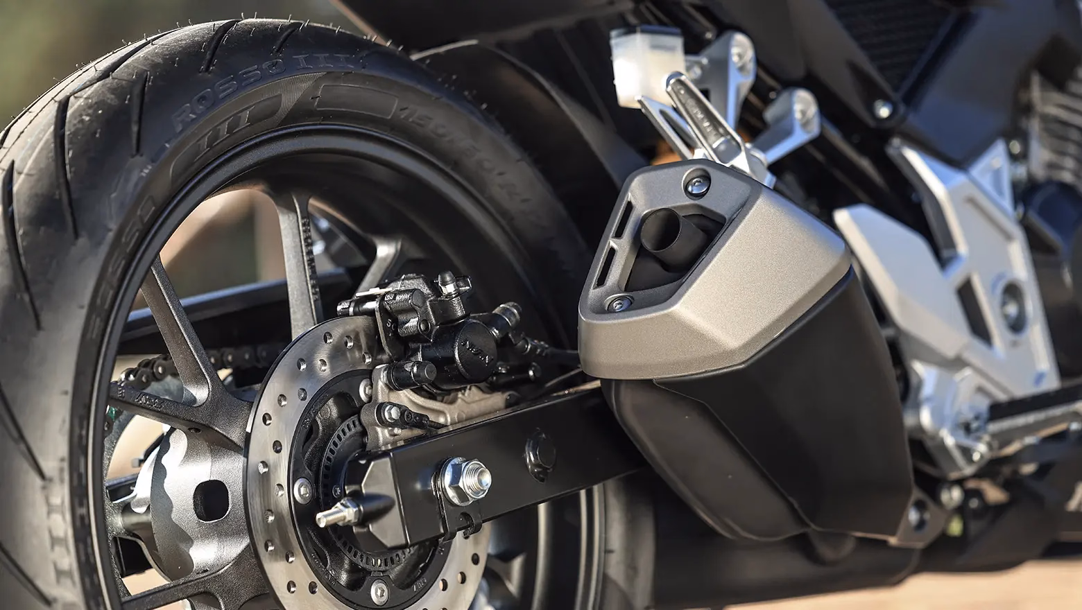 Honda CB300F Twister 2027 - Galeria 13 - 13 de 20
