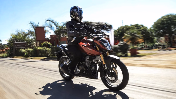 Honda CB300F Twister 2027 - Galeria 4