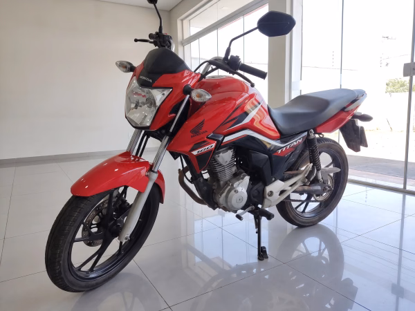 Honda CG 160 Titan 2023/2023, frente 3/4