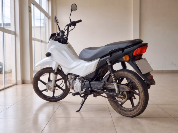 Honda Pop 110i ES 2023/2024, traseira