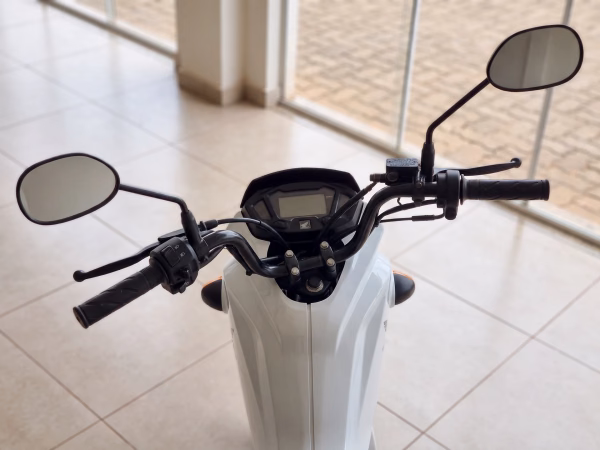 Honda Pop 110i ES 2023/2024, painel