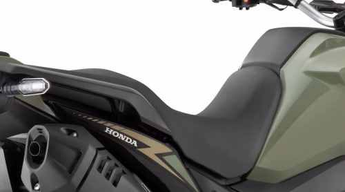 Honda NXR160 Bros 26/27 - Vantagens - Assento em dois níveis