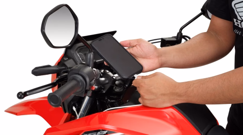 Honda NXR160 Bros 26/27 - Vantagens - Entrada USB-C